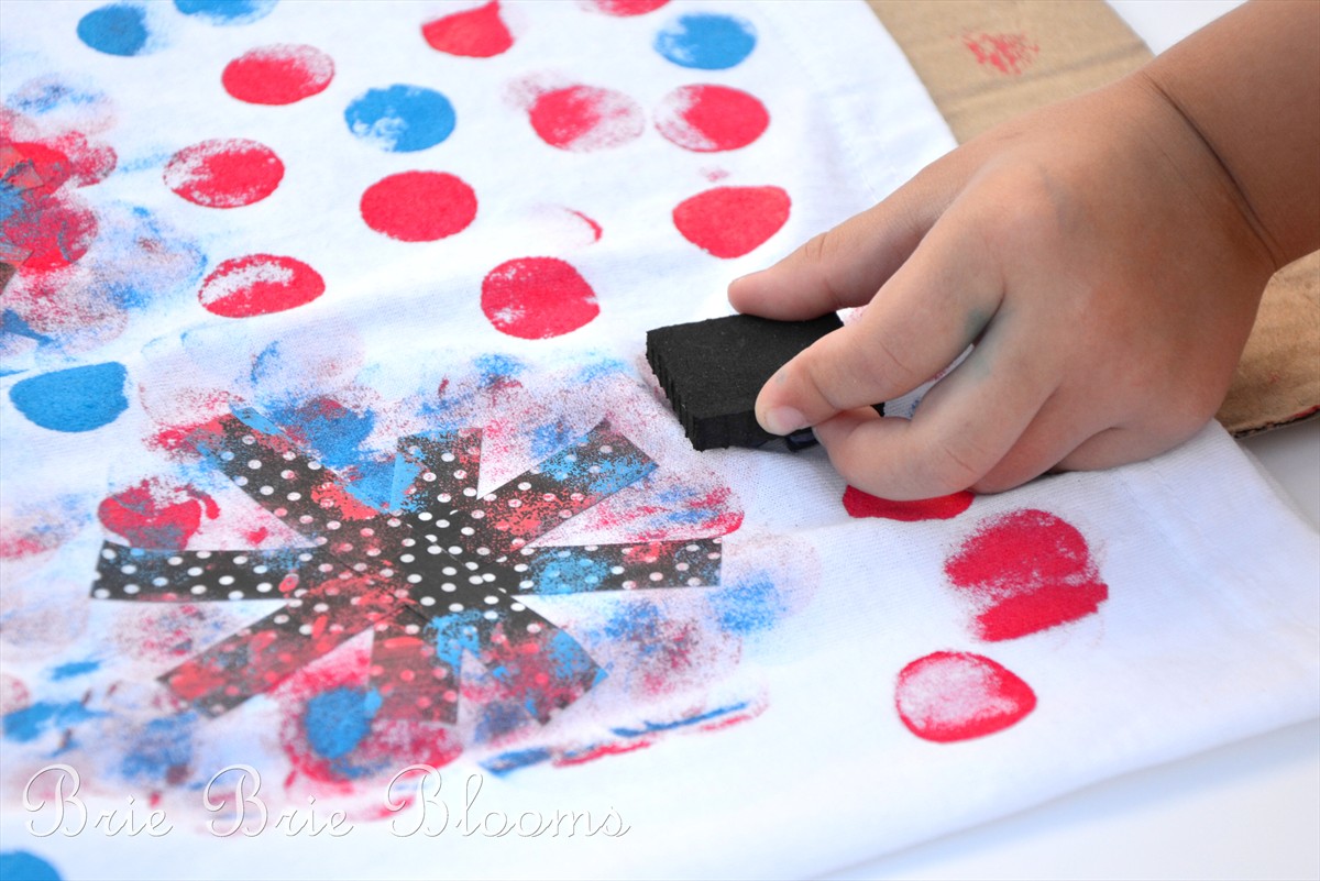 4th of July Kids Craft, Easy Sparkler Shirt (4)