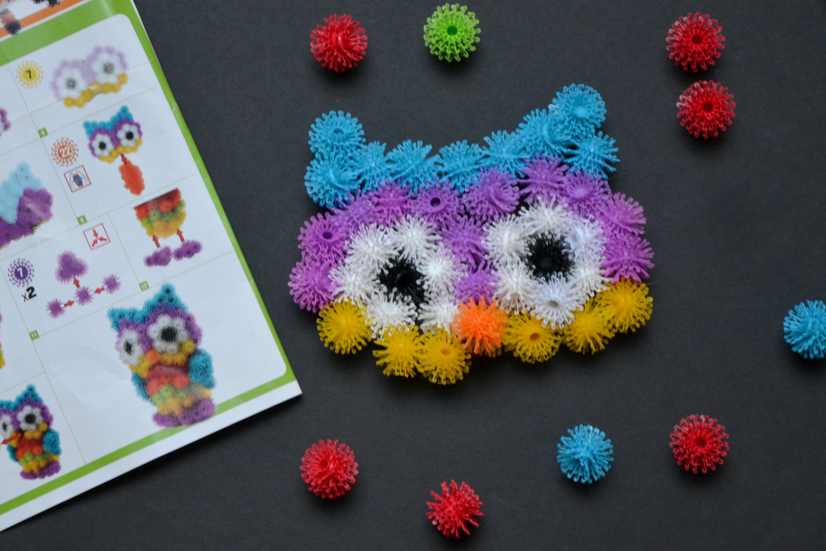 Giggles and Creativity with Bunchems Alive {and Bunchems Alive Giveaway!}
