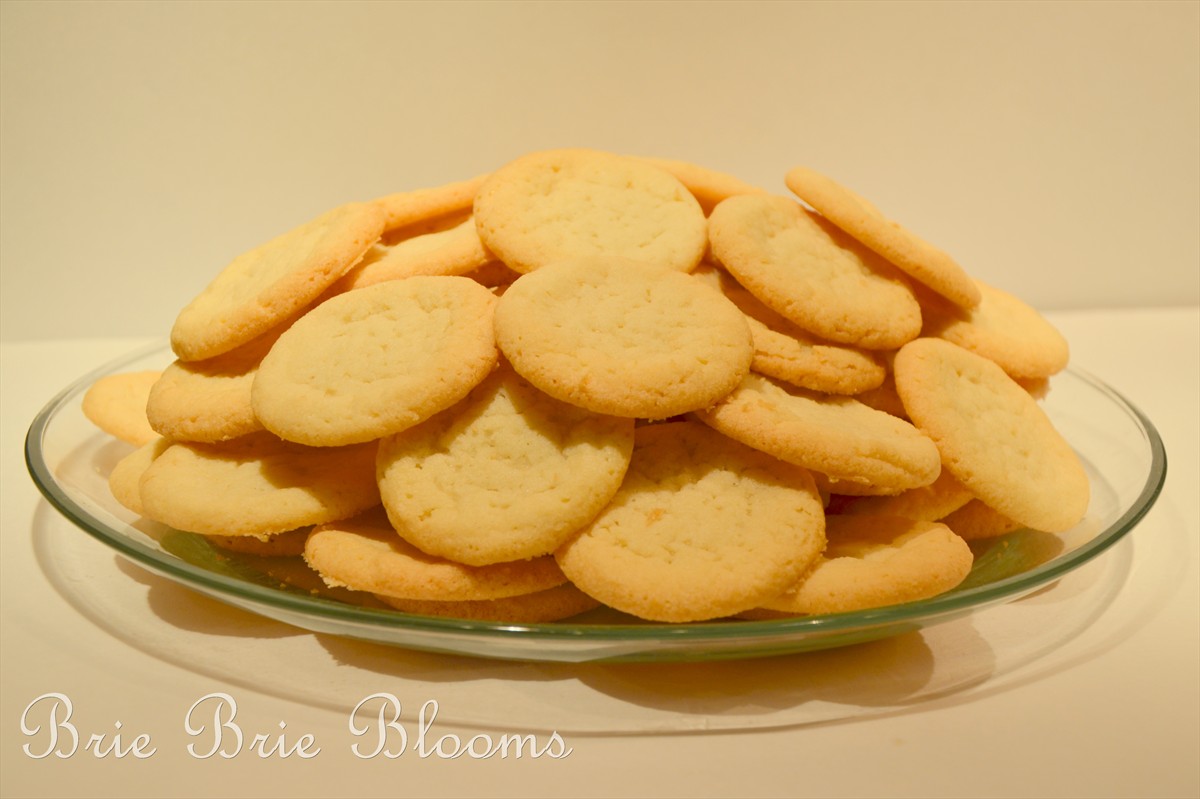 Brie Brie Blooms, Quick Green Eggs and Ham Sugar Cookies (3)