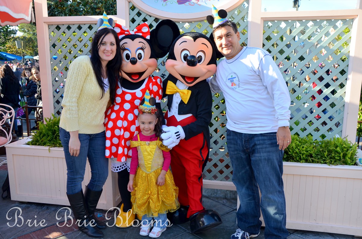 Celebrating a birthday at Disneyland, Brie Brie Blooms, #Disneyland (9)