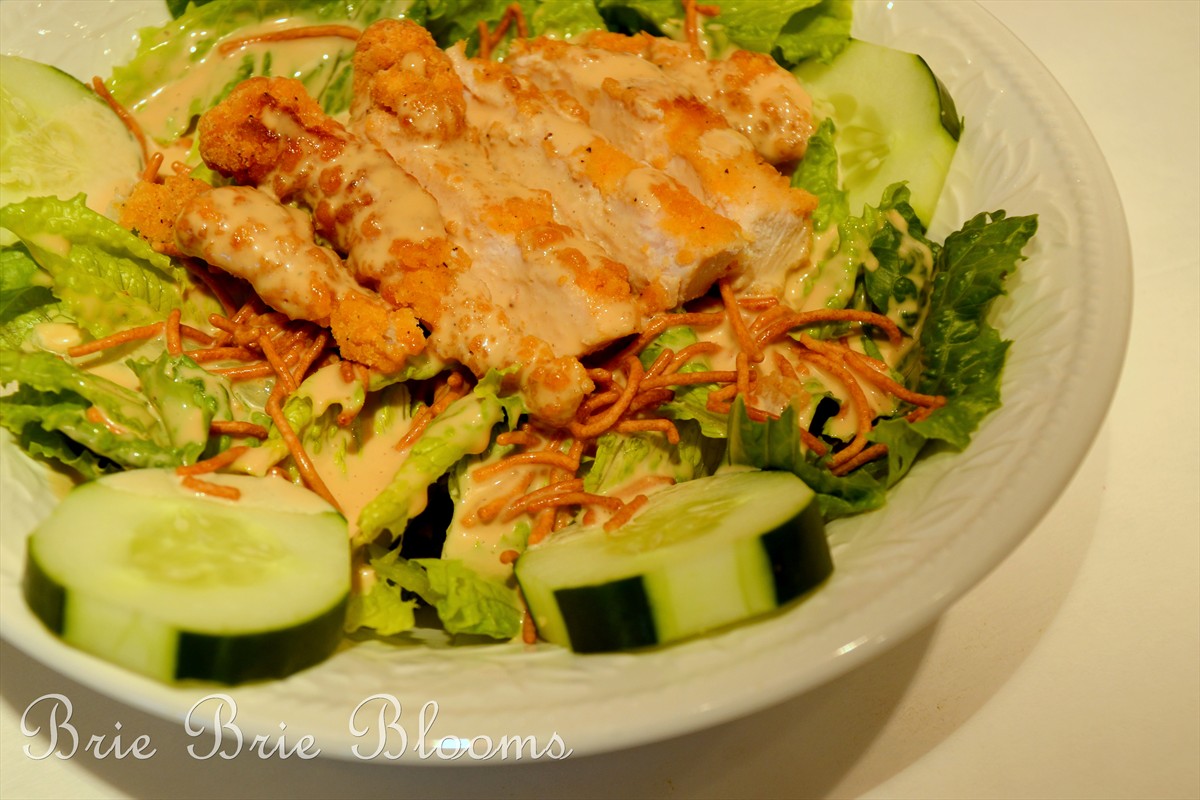 Ranch and Soy Sauce Crispy Chicken Salad featuring Tyson Crispy Chicken and Lipton Ice Tea (9)