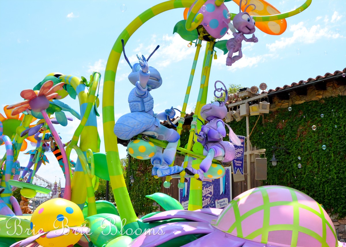 Fun at the California Adventure Pixar Play Parade (5)