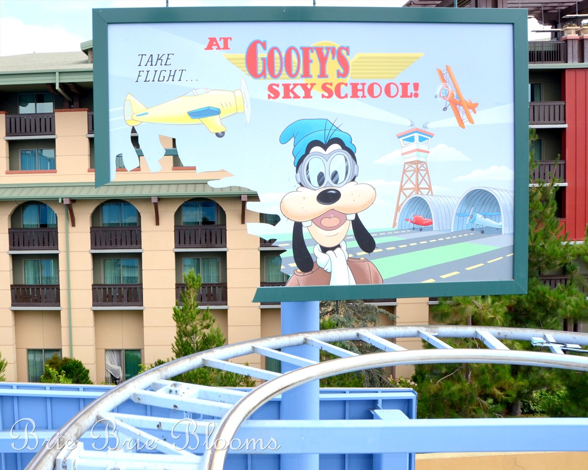 Goofy's Sky School  in California Adventure (6)
