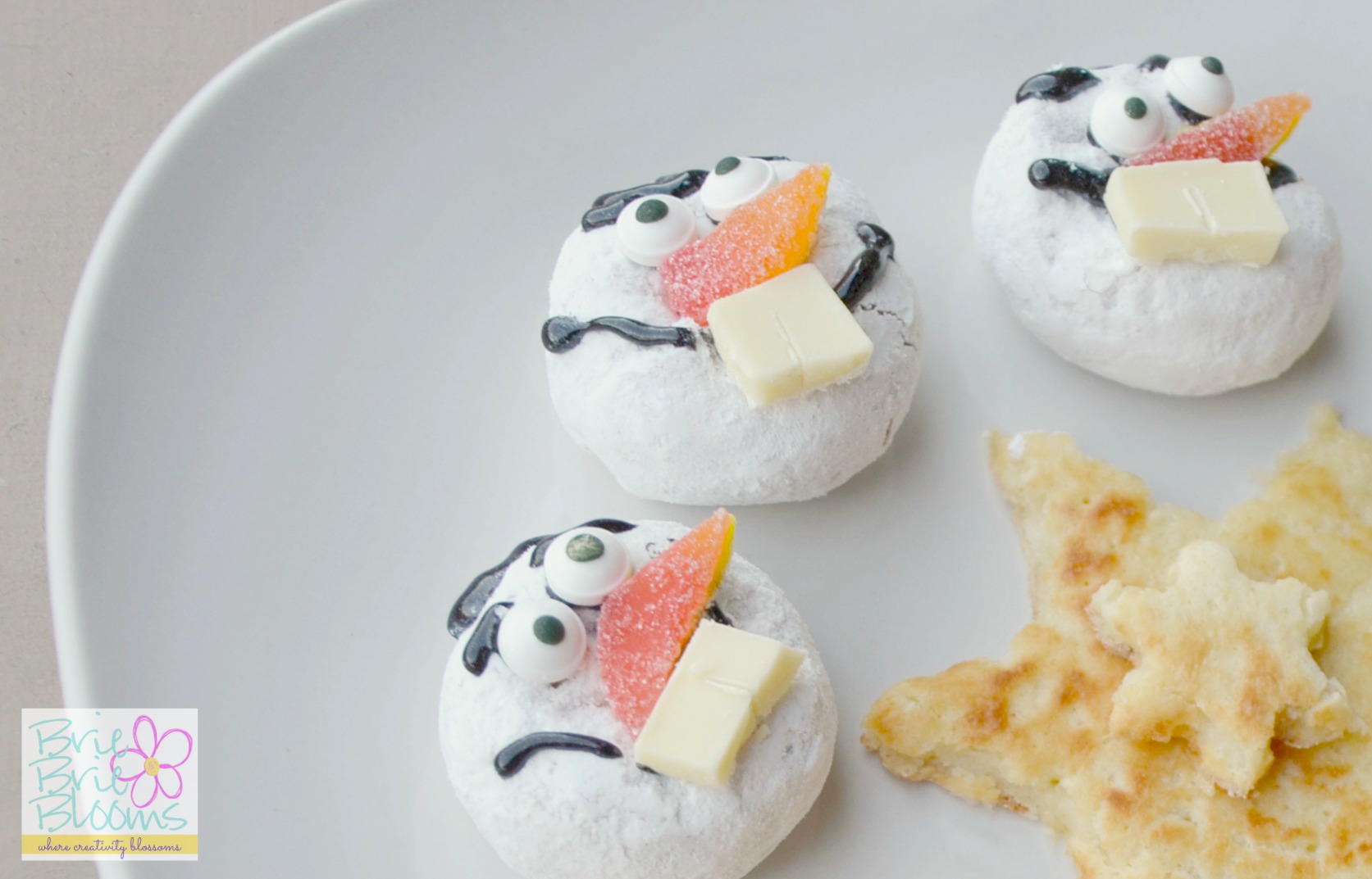 FROZEN Olaf donuts