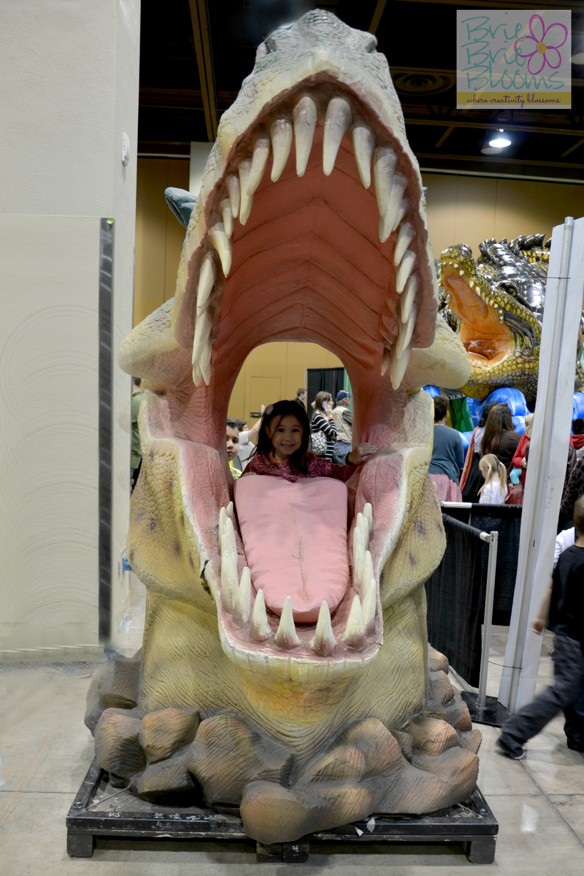 Photo ops at Discover the Dinosaurs in Phoenix January 3-5, 2014