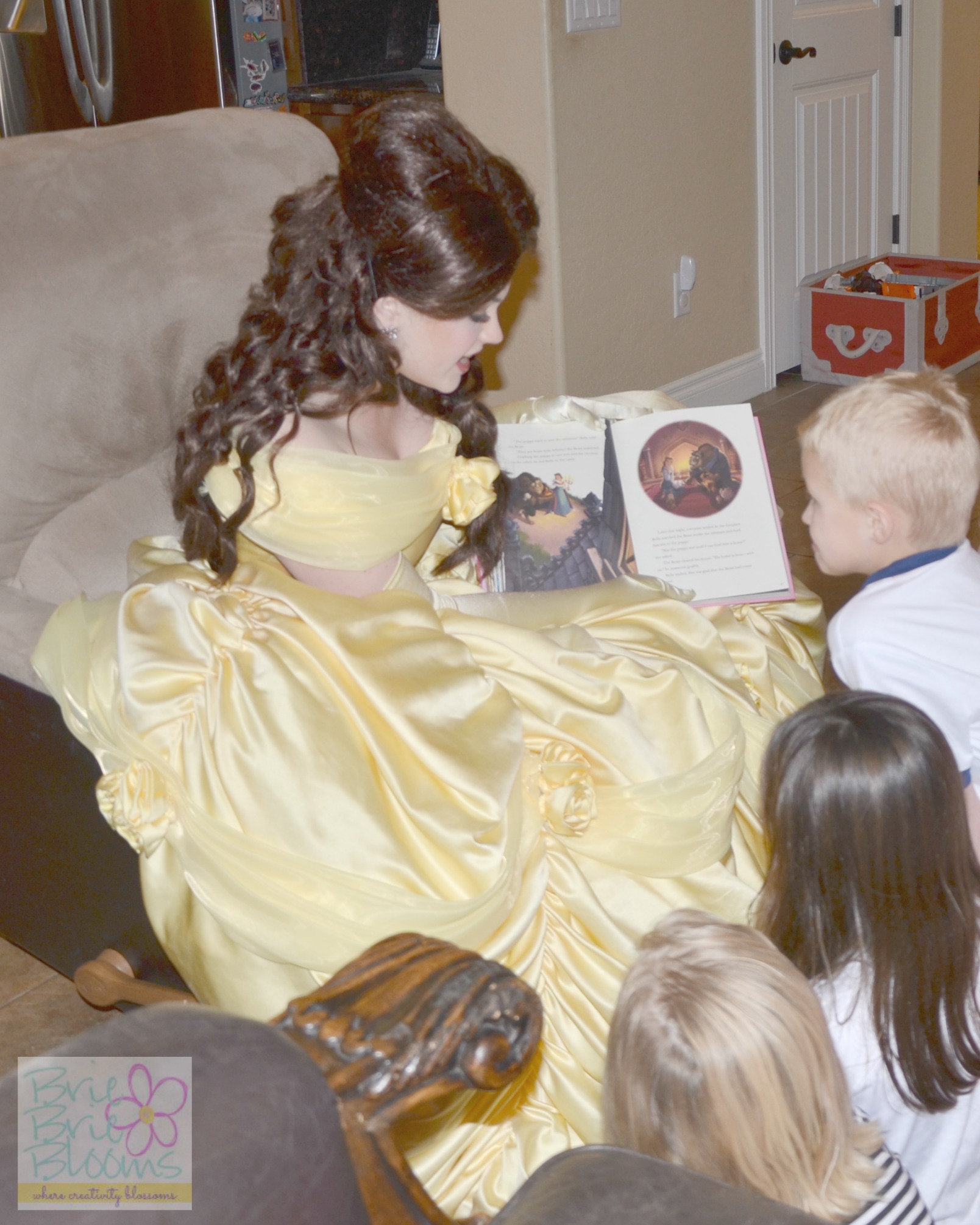 Fairty Tale Events (Arizona) Belle reading a story