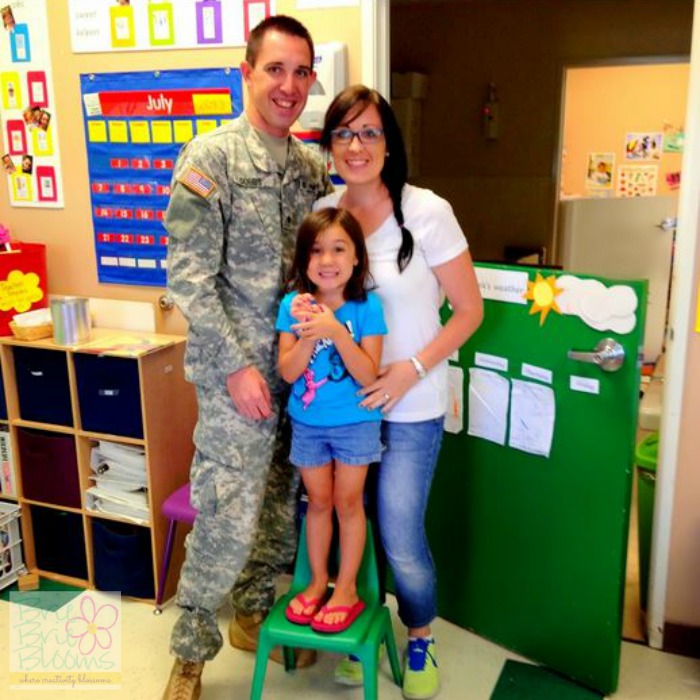 a-visit-at-preschool-from-a-soldier