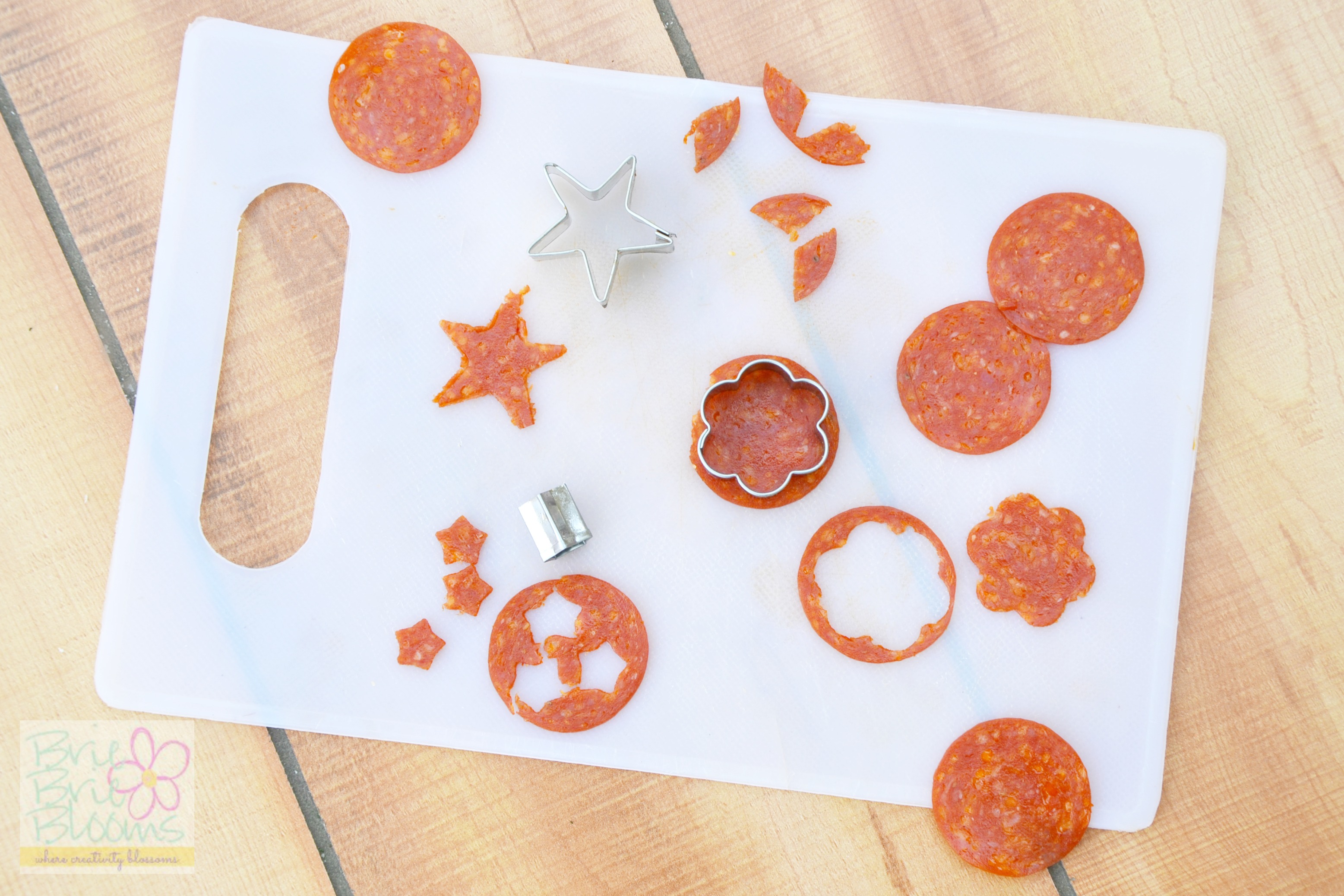 pepperoni-shapes-for-DiGiorno-Design-a-Pizza