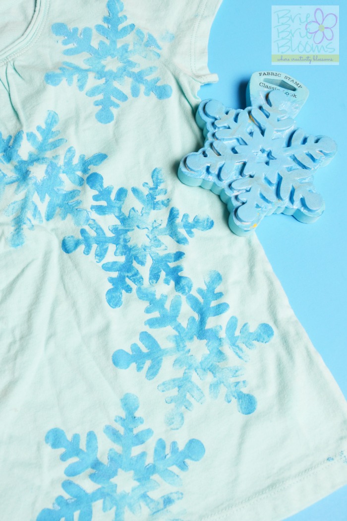 Frozen-shirt-kids-craft-snowflackes
