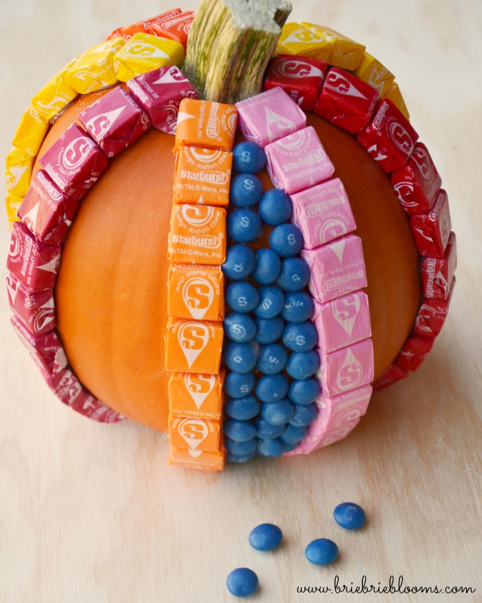 DIY-candy-covered-pumpkin-tuutorial-step-2
