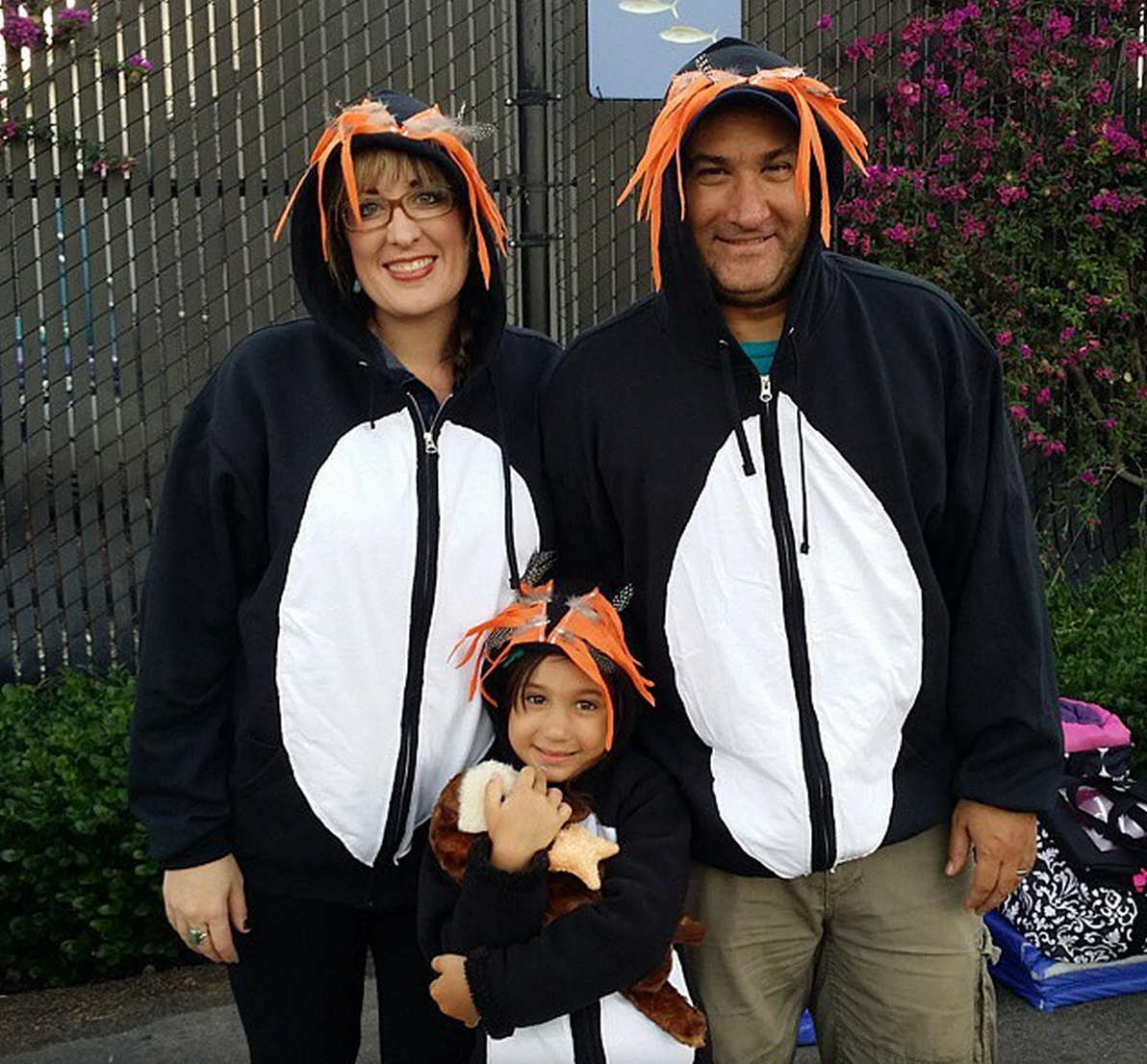 Family-penguin-costume