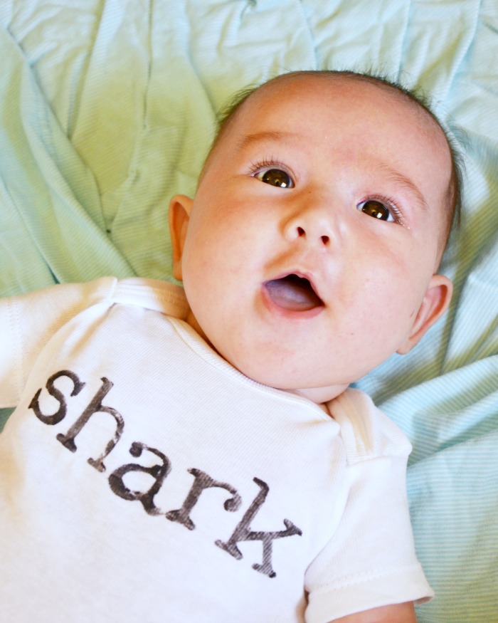 baby-shark-shirt