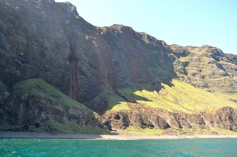 Na Pali Coast Snorkel Tour from Hanalei Bay, Hawaii Family Travel