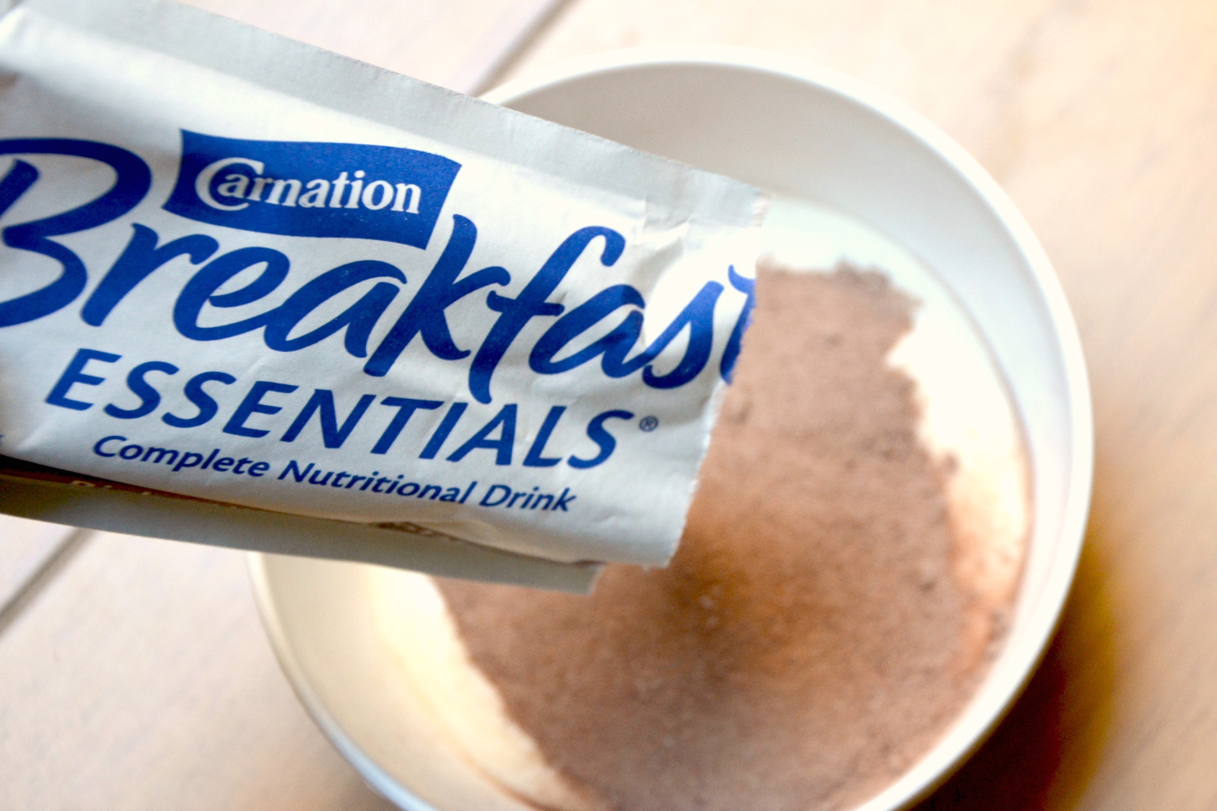 Carnation Breakfast Essentials packet