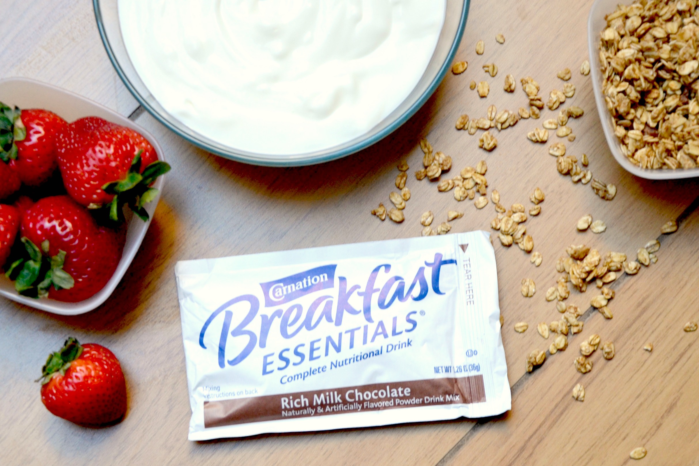 chocolate strawberry breakfast energy bowl ingredients