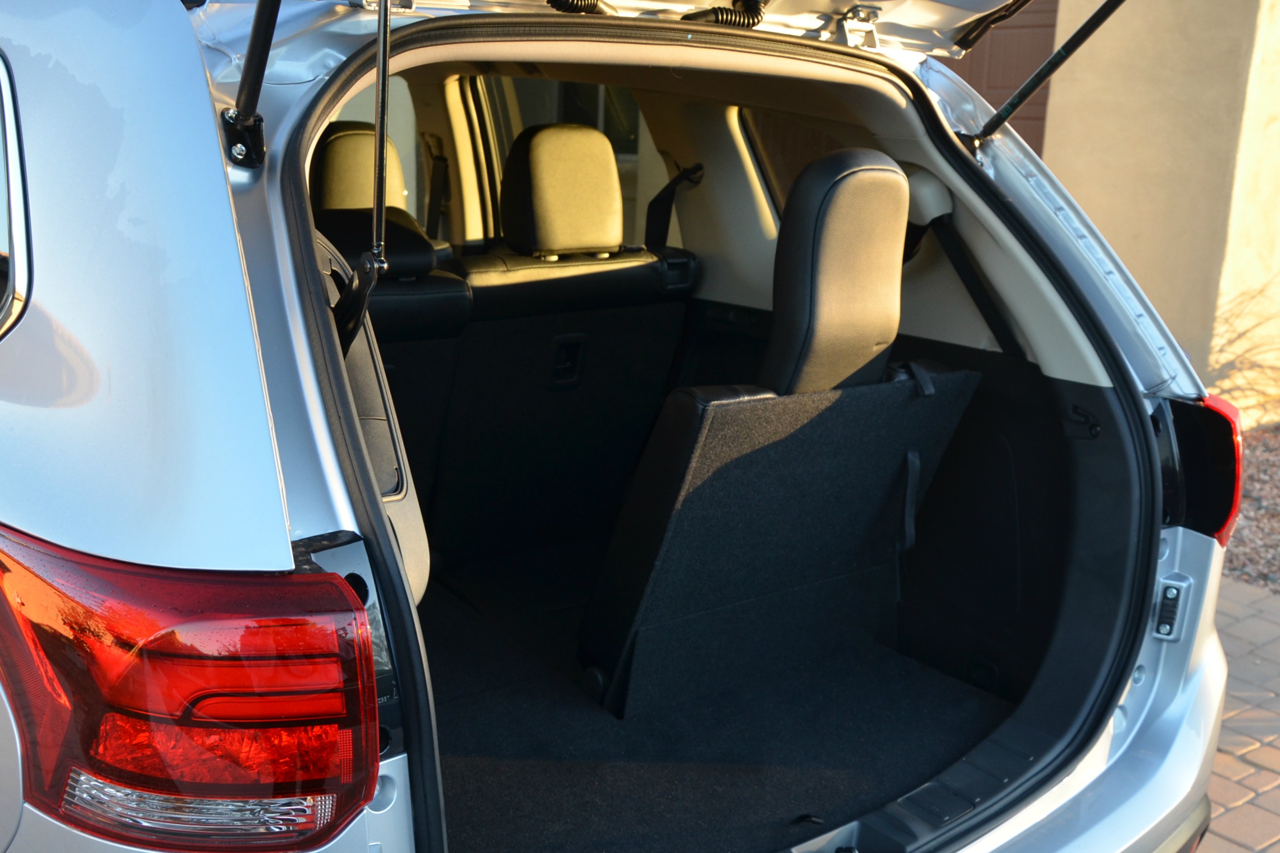 Mitsubishi Outlander seat configuration