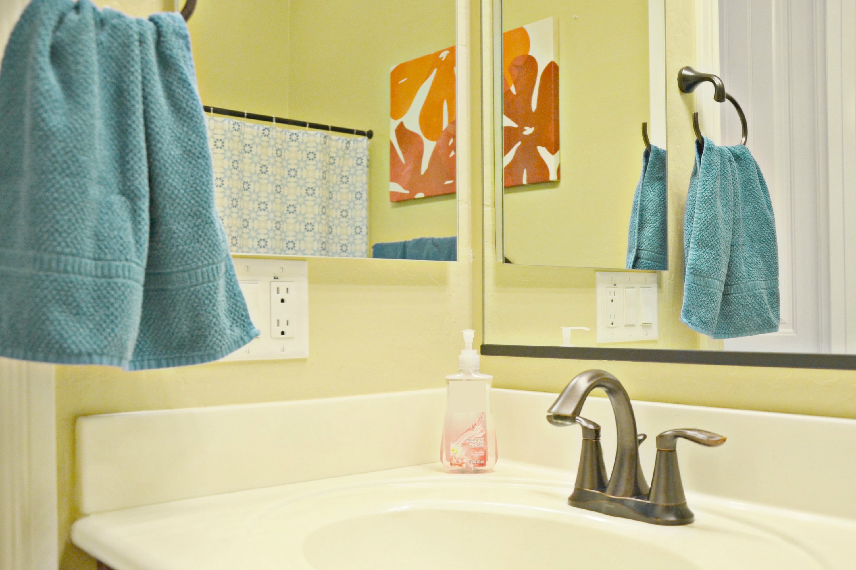 Tips for a quick guest friendly bathroom clean