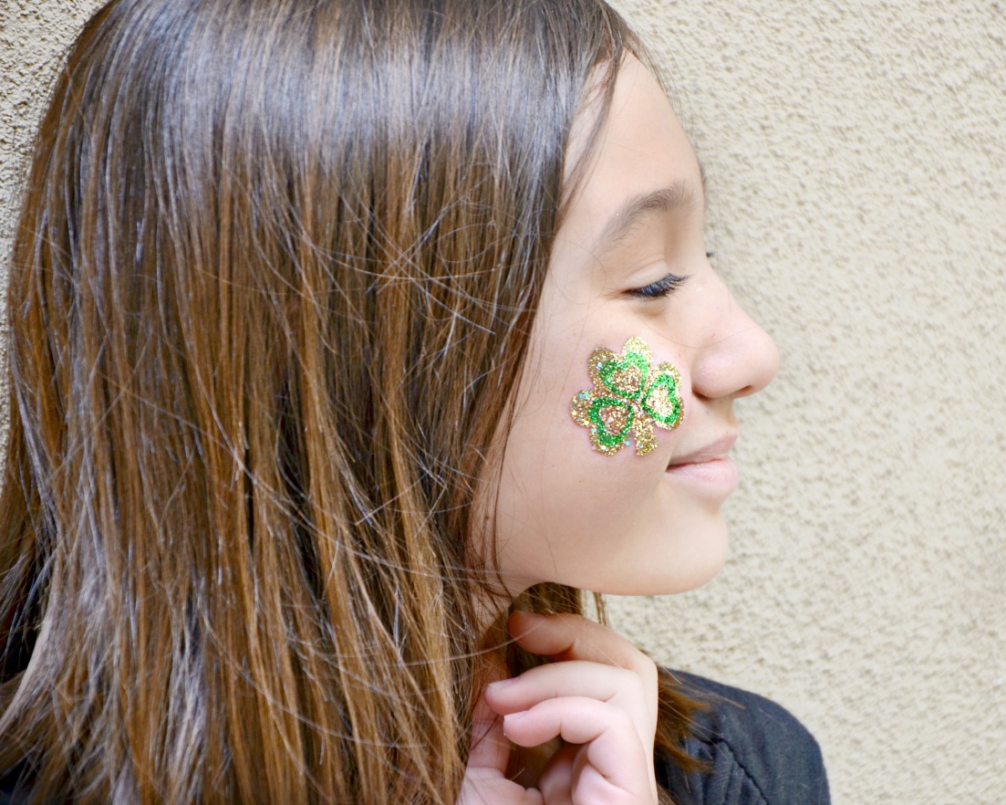 Wear Green Glitter Shamrock Tattoo Stickers