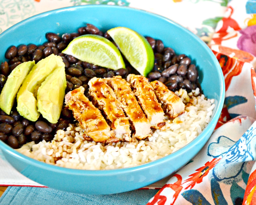 Make an easy pork rice bowl with garlic pork chops and black beans for a well balanced meal your family will love.