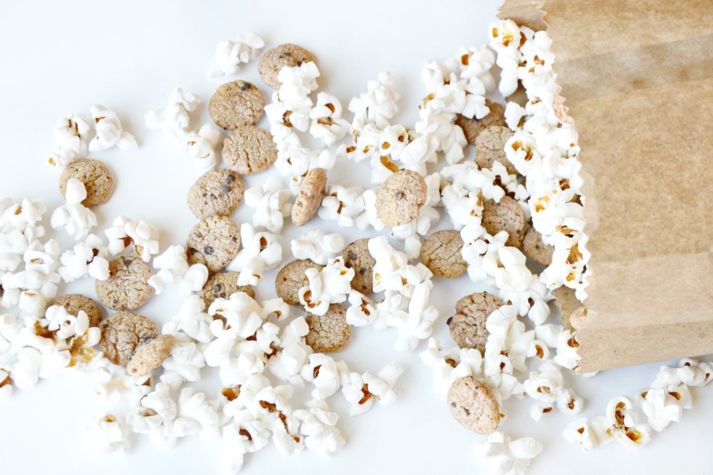 This cereal popcorn snack mix recipe is yummy with Chocolatey Chip Cookie Bites or your favorite cereal mix in for family movie nights!
