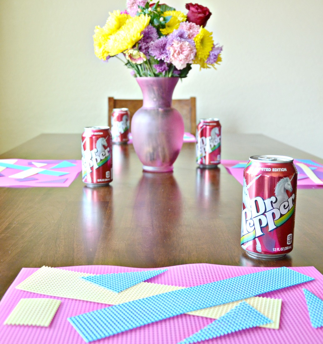 Make this easy geometric summer placemats craft with brightly colored mesh plastic canvas to add a pop of color to your table!