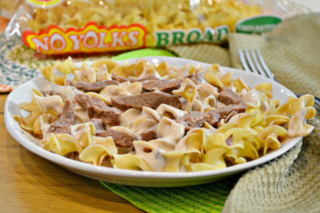 Make an easy slow cooker beef stroganoff with No Yolks egg white noodles for dinner this week or your next fall gathering with friends.