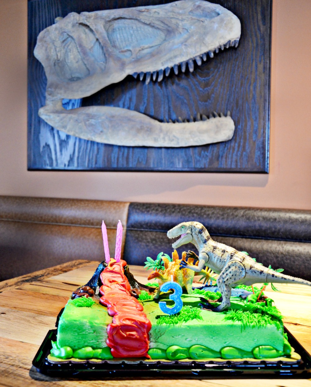 Host the ultimate dinosaur party at Pangaea Land of the Dinosaurs in Scottsdale, Arizona. Bring a dinosaur cake to celebrate with friends.