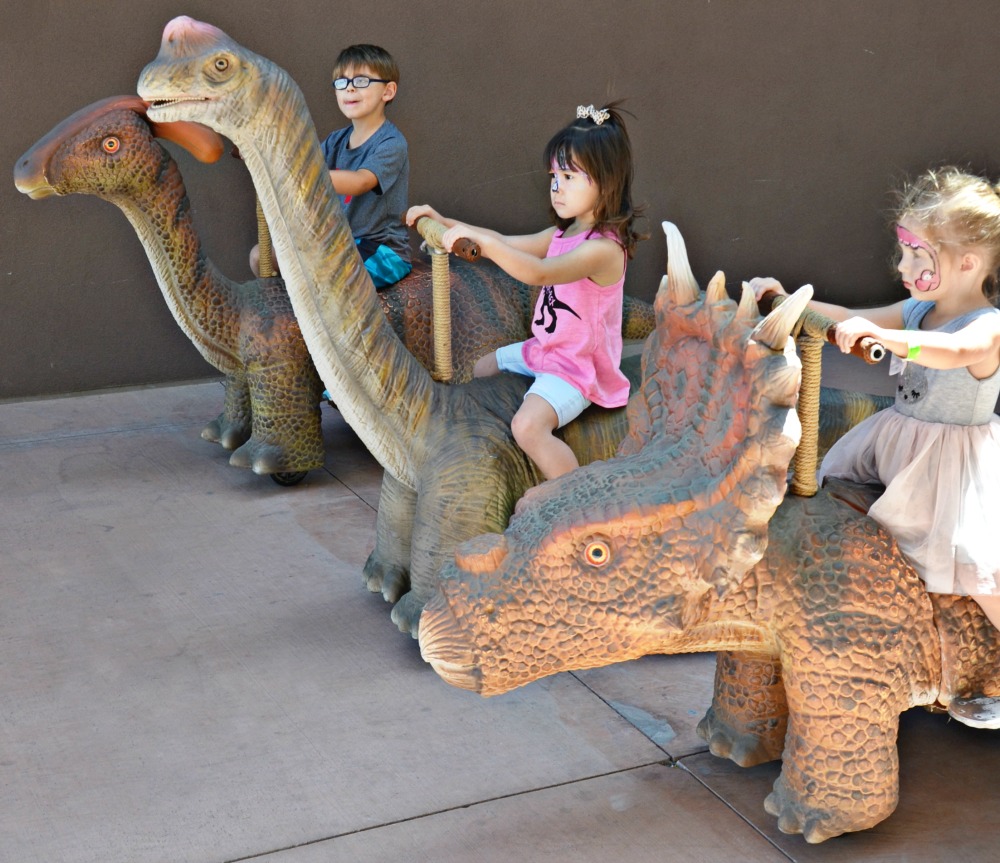 Host the ultimate dinosaur party at Pangaea Land of the Dinosaurs in Scottsdale, Arizona including dinosaur races.