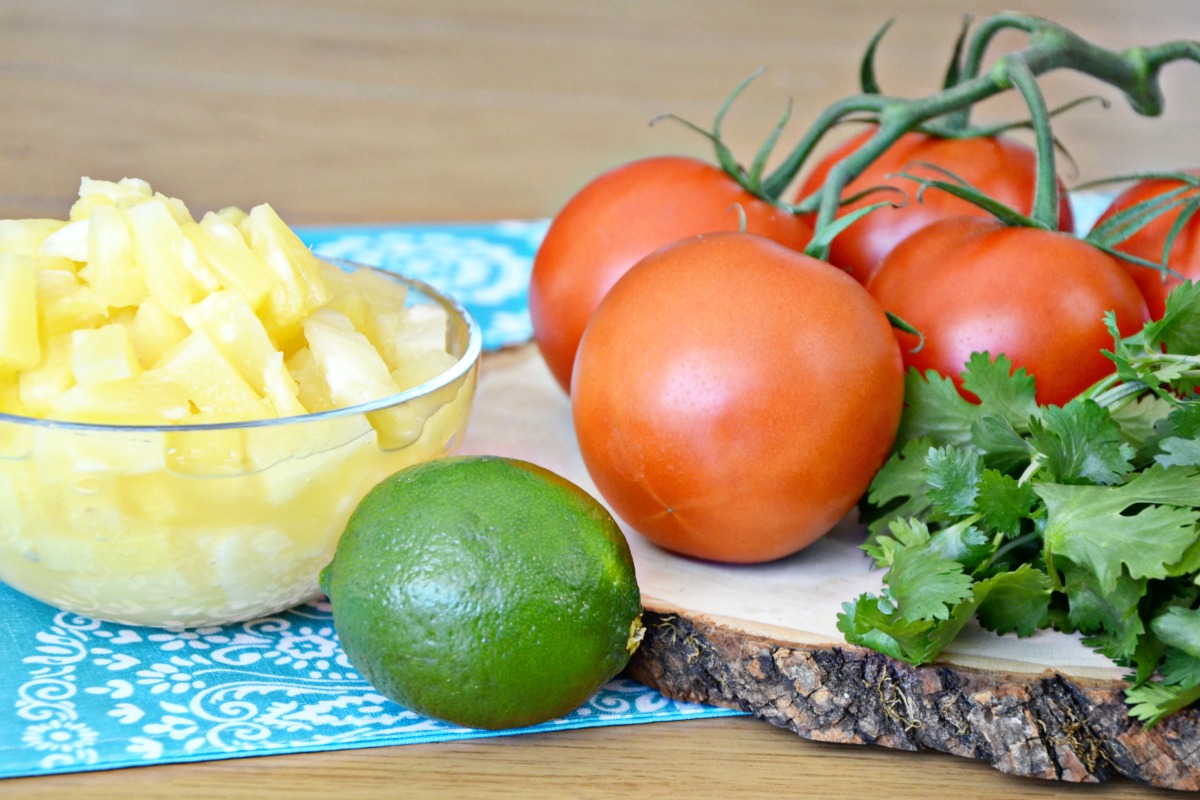There are only four ingredients in this easy kid friendly pineapple salsa recipe.