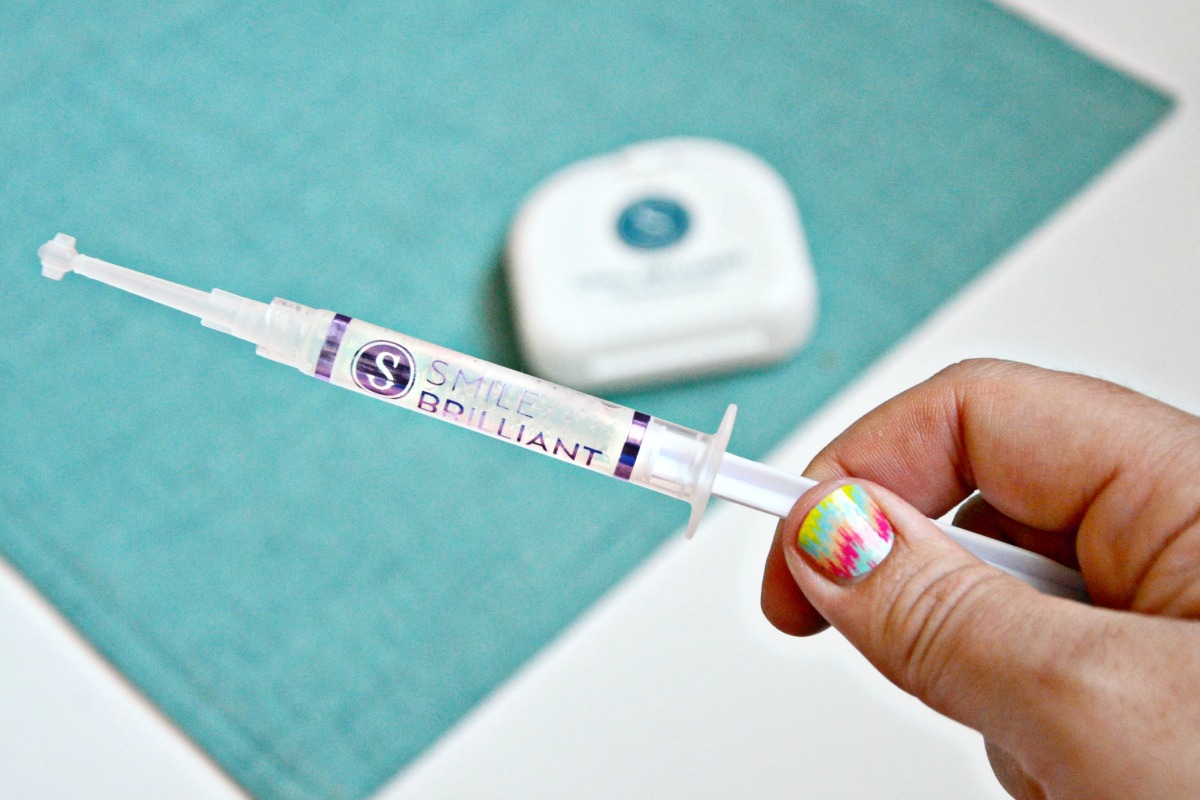 The Smile Brilliant desensitizing gel helps with sensitive teeth for whitening at home.