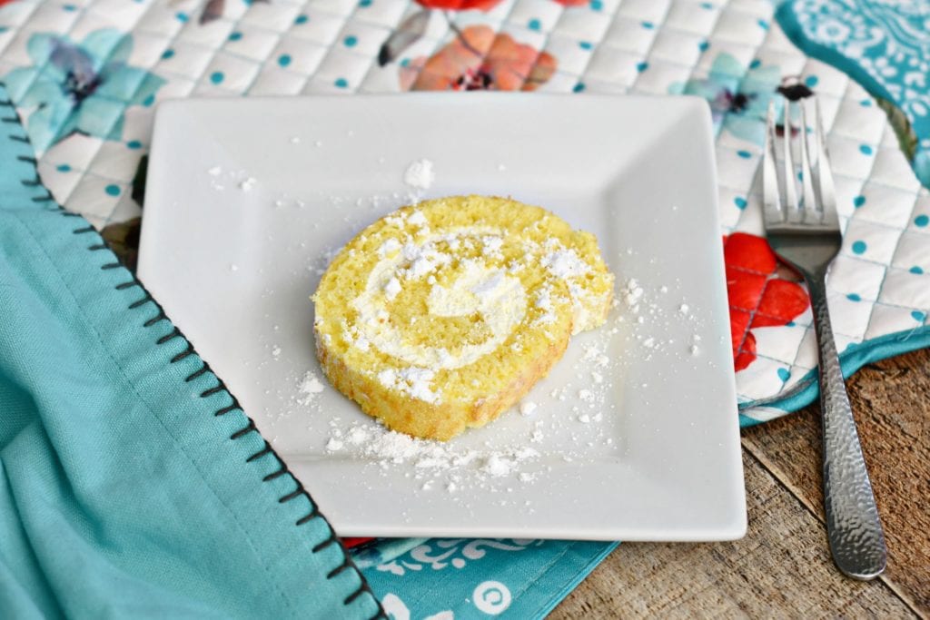 The Dutch Apron® Bakery Lemon Crème Cake Roll is a yummy addition to your summer desserts.